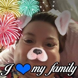 Meet your Posher, Caroline